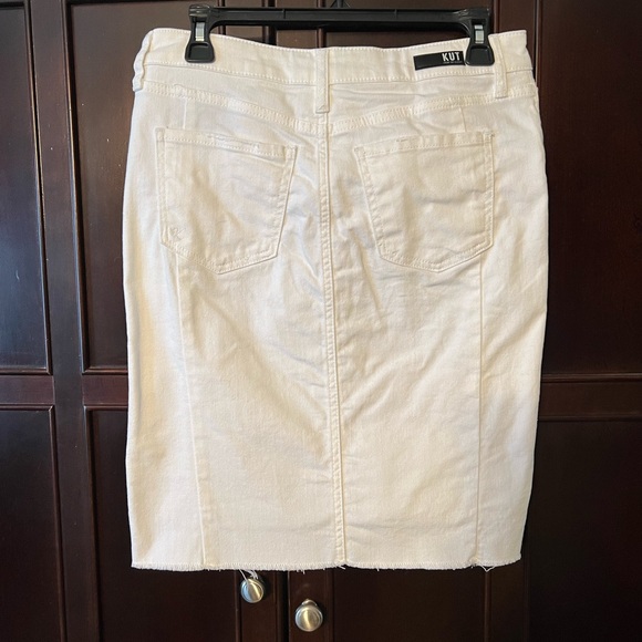 Kut From The Cloth Connie High Low Hem Denim Skirt - Color White Size 2 - Picture 6 of 10